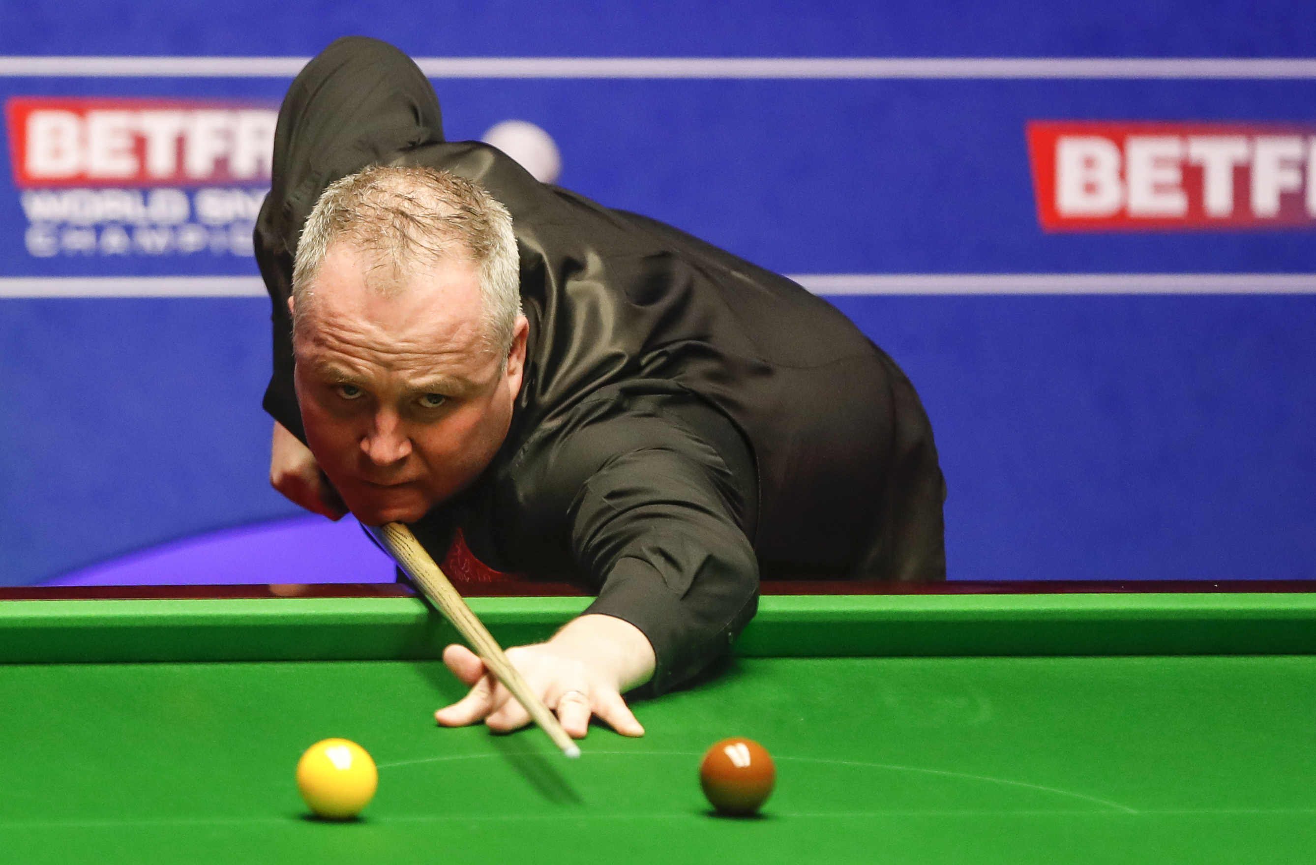 并在强强对 并在强强对